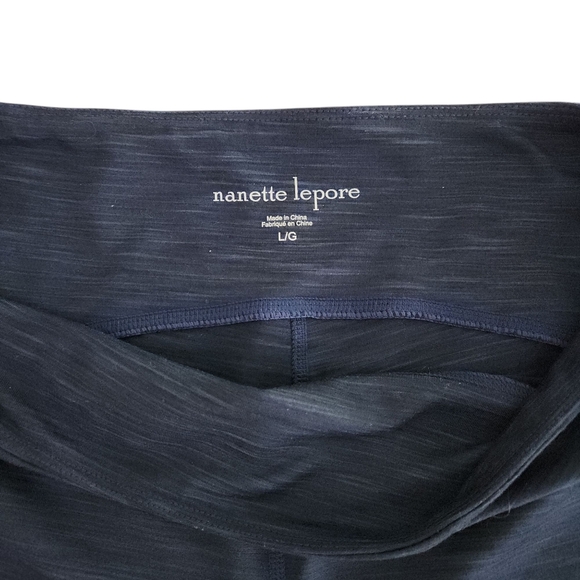 Nanette Lepore Navy Heathered Cropped Leggings – Size L – Excellent Condition - Picture 6 of 14